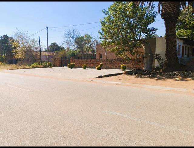 9 BEDROOM HOUSE FOR SALE IN MANKWENG